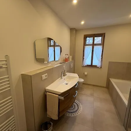 Wohnen Im Denkmal Apartmán Weilrod